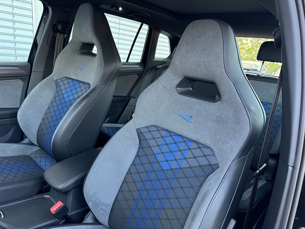 Tiguan R 2.0 TSI 4MOTION *H&K*PANO*MATRIX*