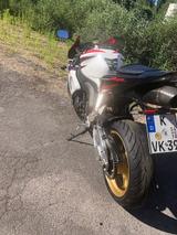 Honda CBR 1000RR SC 57 HRC Triecolor 2 Hand  - Honda Motorräder in Köln