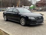 Audi S8 Langversion - Audi A8: Langversion