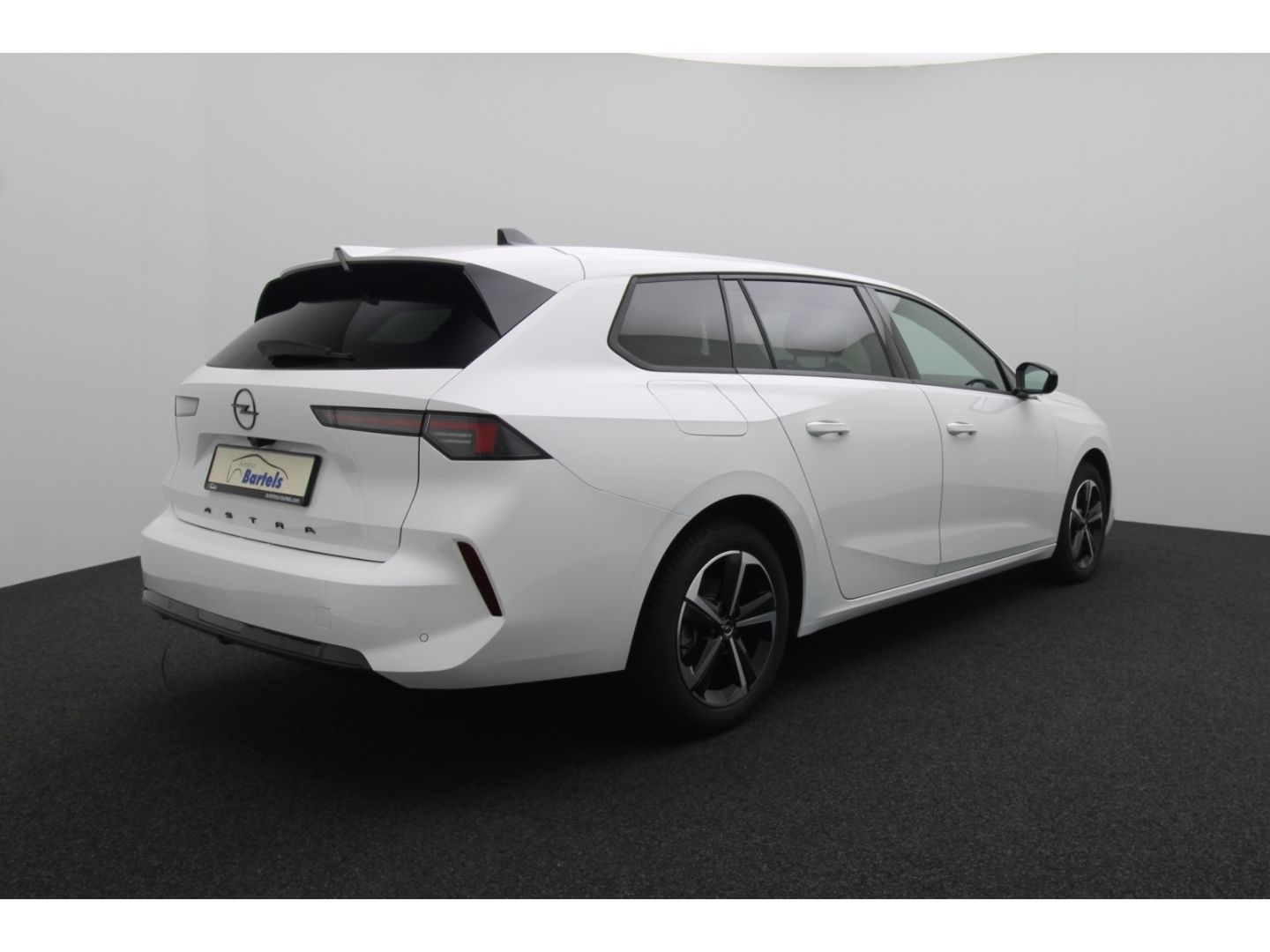 Fahrzeugabbildung Opel Astra L 1.2 Sports Tourer GS LED Kamera Touch