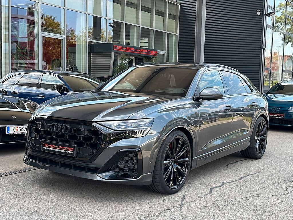 Image of Audi Q8