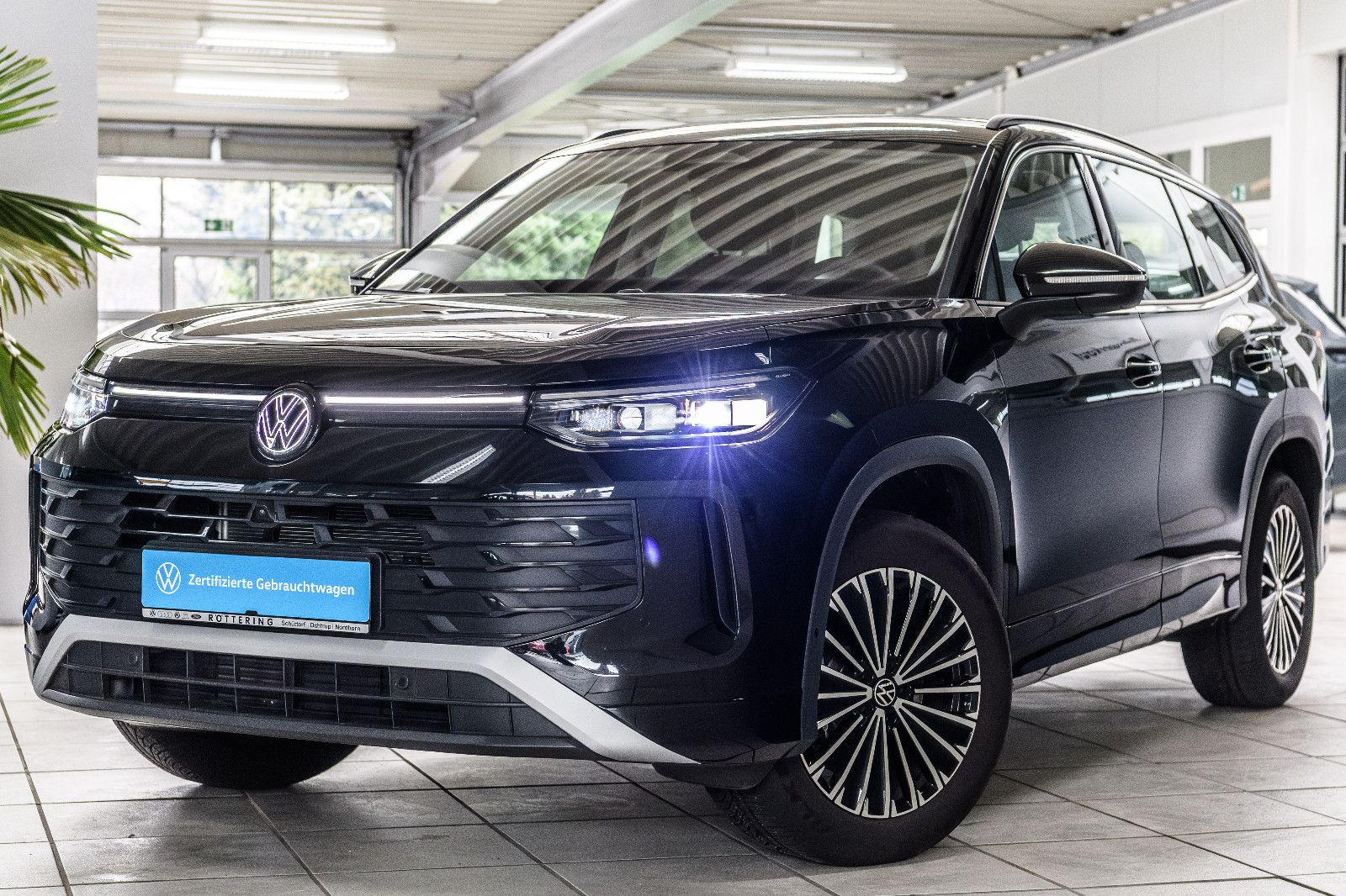 Volkswagen Tayron Life 1.5 eTSI DSG IQ-LED 360°KAM AHK 7SIT foto 2