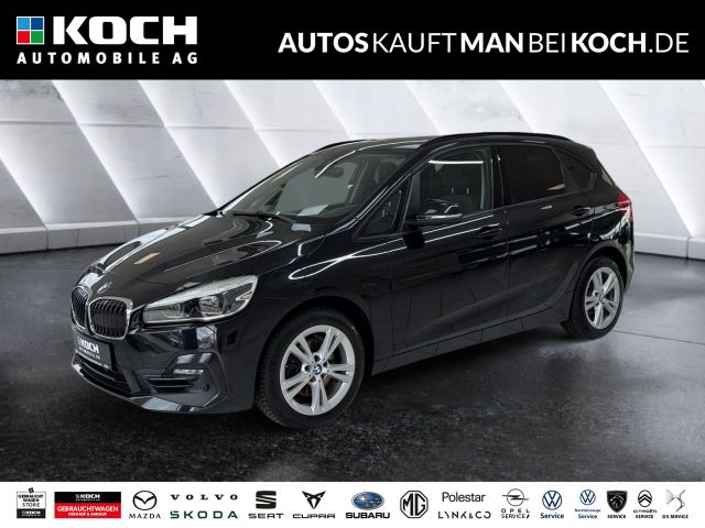 BMW 220i Active Tourer Sport Line Autom,LED,Navi,PDC