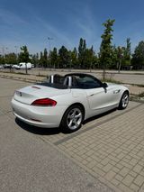 BMW Z4 sDrive20i - EZ 06/2012 | Top Zustand - BMW Z4: Weiß
