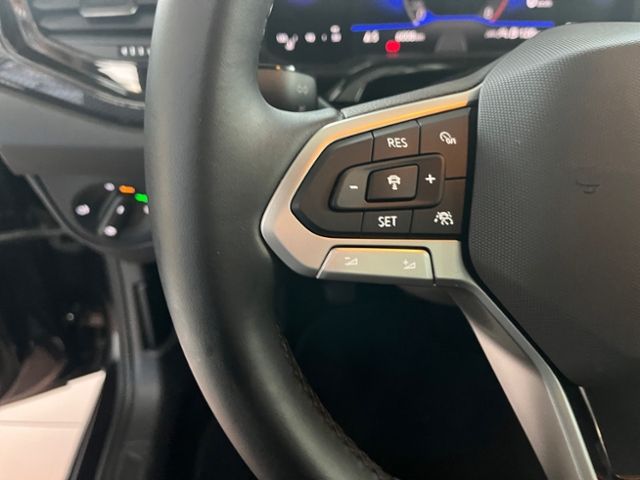 Fahrzeugabbildung Volkswagen Polo 1.0 TSI LIFE ACC GJR LED NAVI