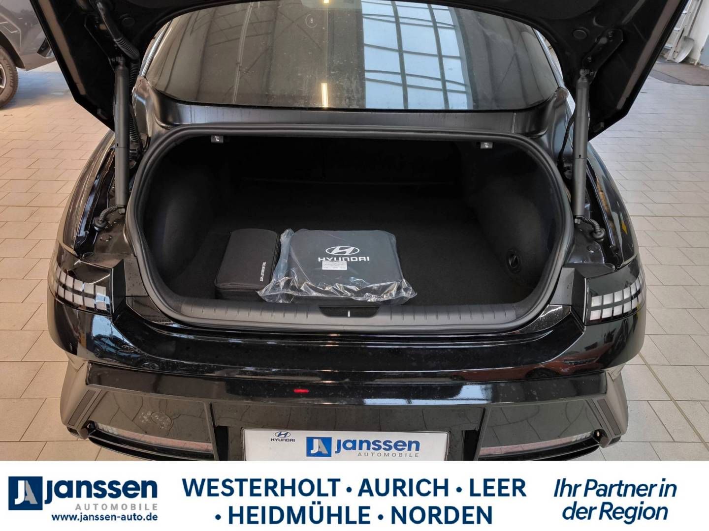 Fahrzeugabbildung Hyundai IONIQ 6 84 kWh N Line X/360°Kamera/Automatik/BOS