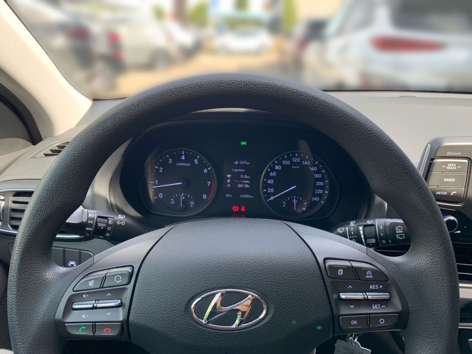 Fahrzeugabbildung Hyundai i30 1.4 Select 1 Hd 8xbereift