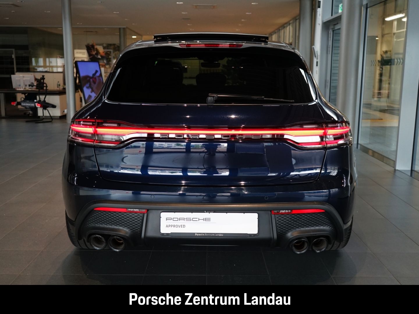 Porsche Macan T Sportabgas Standheizung Luftfederung foto 3