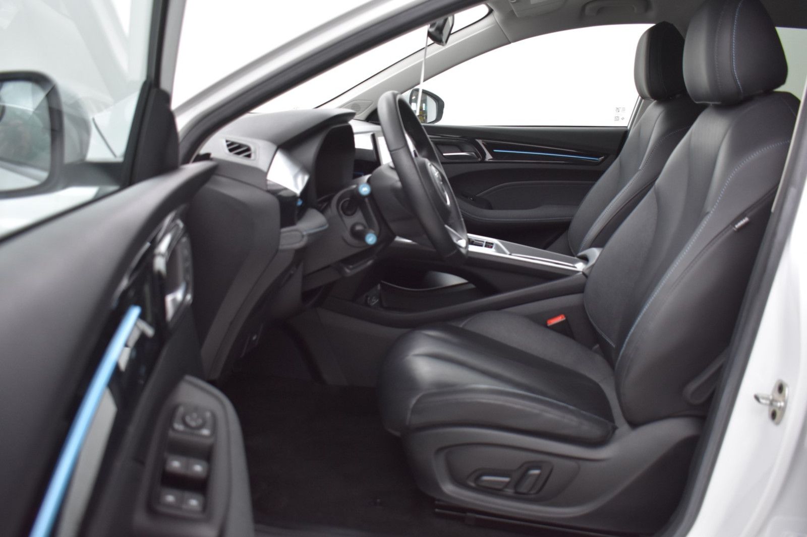MG MG5 MAX 61 KWH Luxury >NAVI+LED+SHZ+DAB+ACC+360° - Image 10