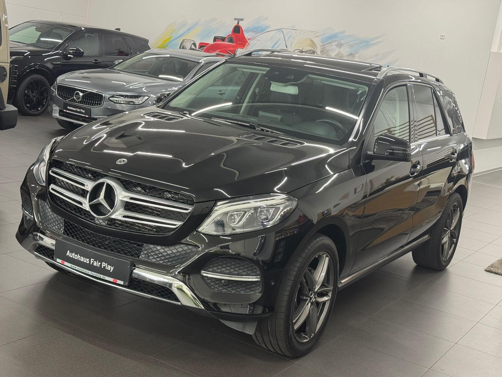 MERCEDES-BENZ GLE 350d 4x4 AIRMATIC/COMAND/ILS/AHK 3,5t/U-FREI