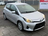 Toyota Yaris Hybrid Life *Navi-R-Kamera,KeylessGo*