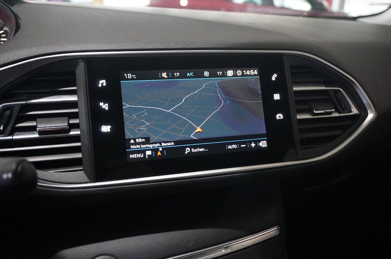 Fahrzeugabbildung Peugeot 308 LIM. 1.2T ACTIVE PACK NAVI/LED/TEMP./DAB+
