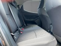 Toyota Yaris - Vorschau Bild 12