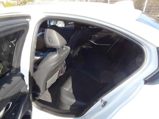 Fahrzeugabbildung BMW 320 d M Sportpaket/HUD/GSD/Leder/PDC/LED/Virtual