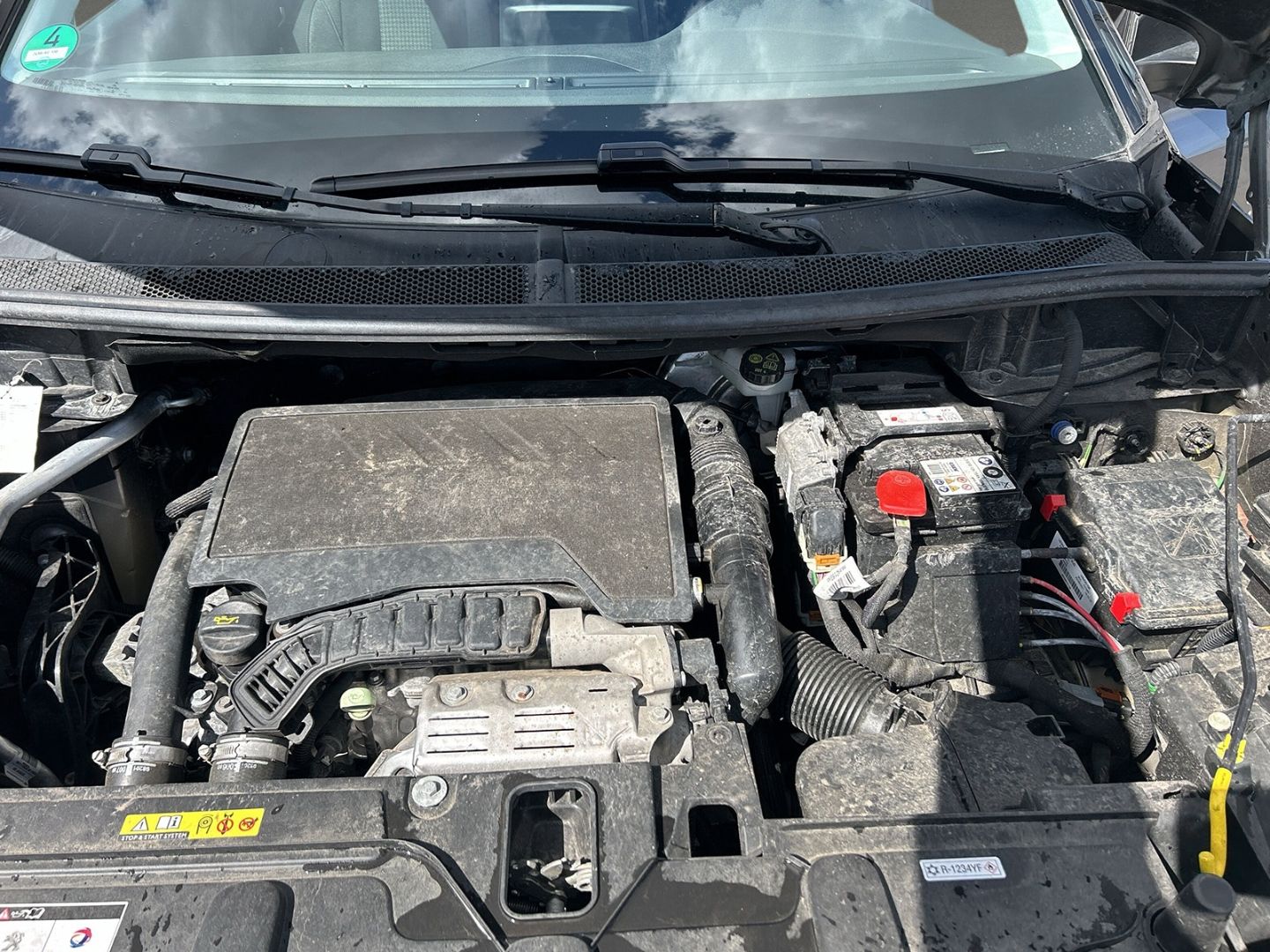 Fahrzeugabbildung Peugeot 3008 Active 1.2 PureTech 130 *Sitzheizung* *Einp