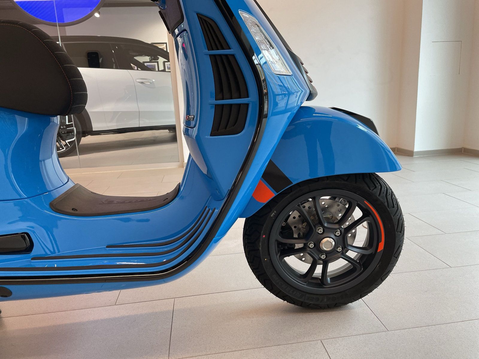 Fahrzeugabbildung Vespa GTS 310 SUPERSPORT BLU ECLETTICO