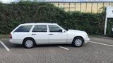 Mercedes-Benz E-KLASSE E 200 T 2.0 T-Model - Mercedes-Benz Oldtimer