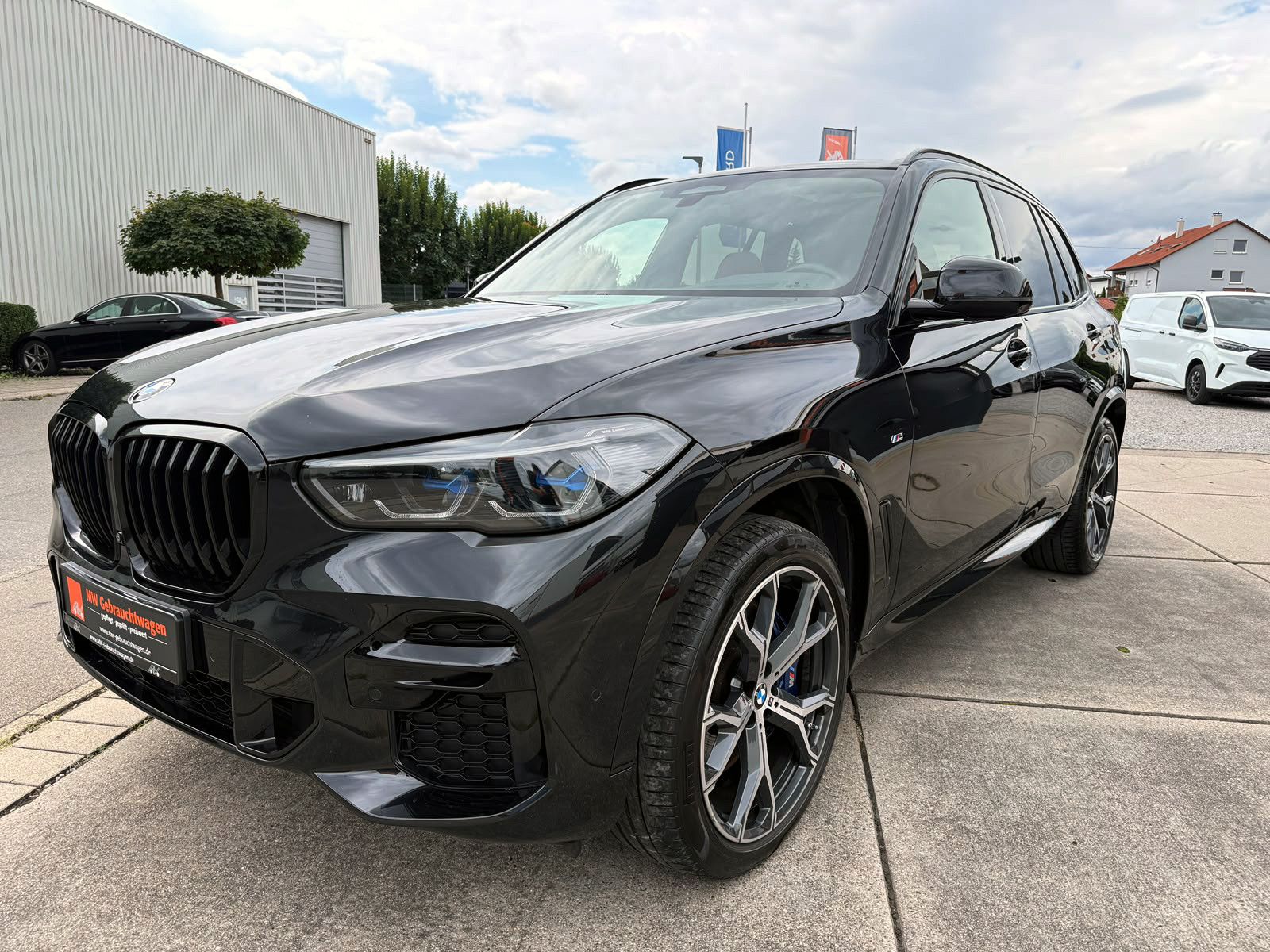 Fahrzeugabbildung BMW X5 xDrive40d M-Sport 360° AHK ACC Laser HUD AHK