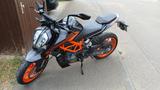 KTM Duke 125 - KTM ROT
