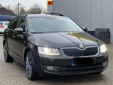 Skoda Octavia Laurin & Klement 2.0 DSG - Skoda Octavia: Laurin Klement