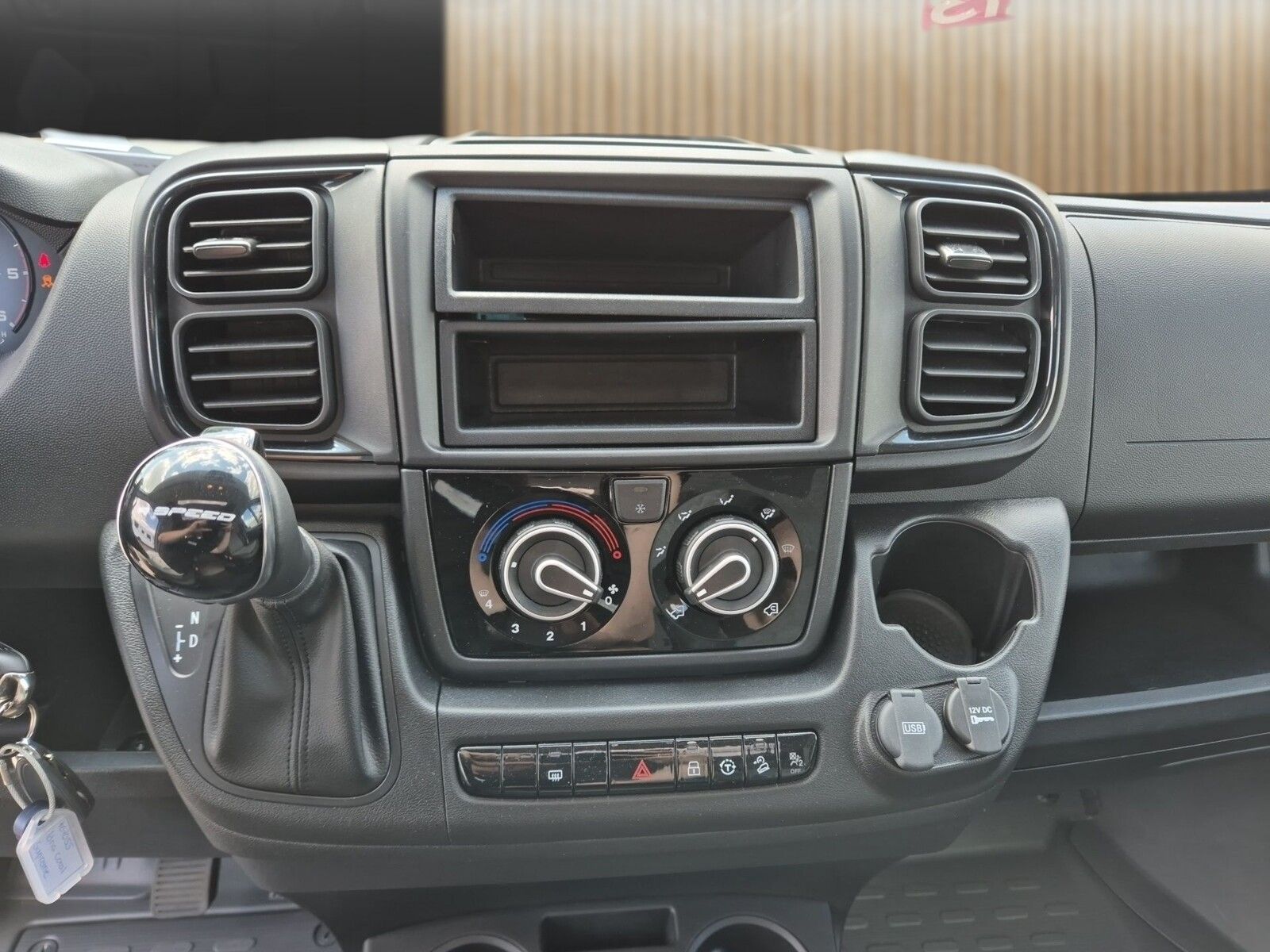 Fahrzeugabbildung Adria Coral Supreme 670 DL Markise,Radio,RFK,Alde,LED