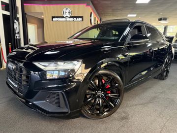 Audi Q8 - 1