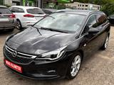 Opel Astra K ST Turbo*TÜV*Service*Reifen NEU!! - Opel Astra in Bremen