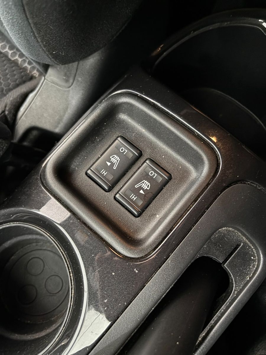 Fahrzeugabbildung Nissan Juke 1.6 NAVI/SHZ/KAMERA/ALU/1.HAND