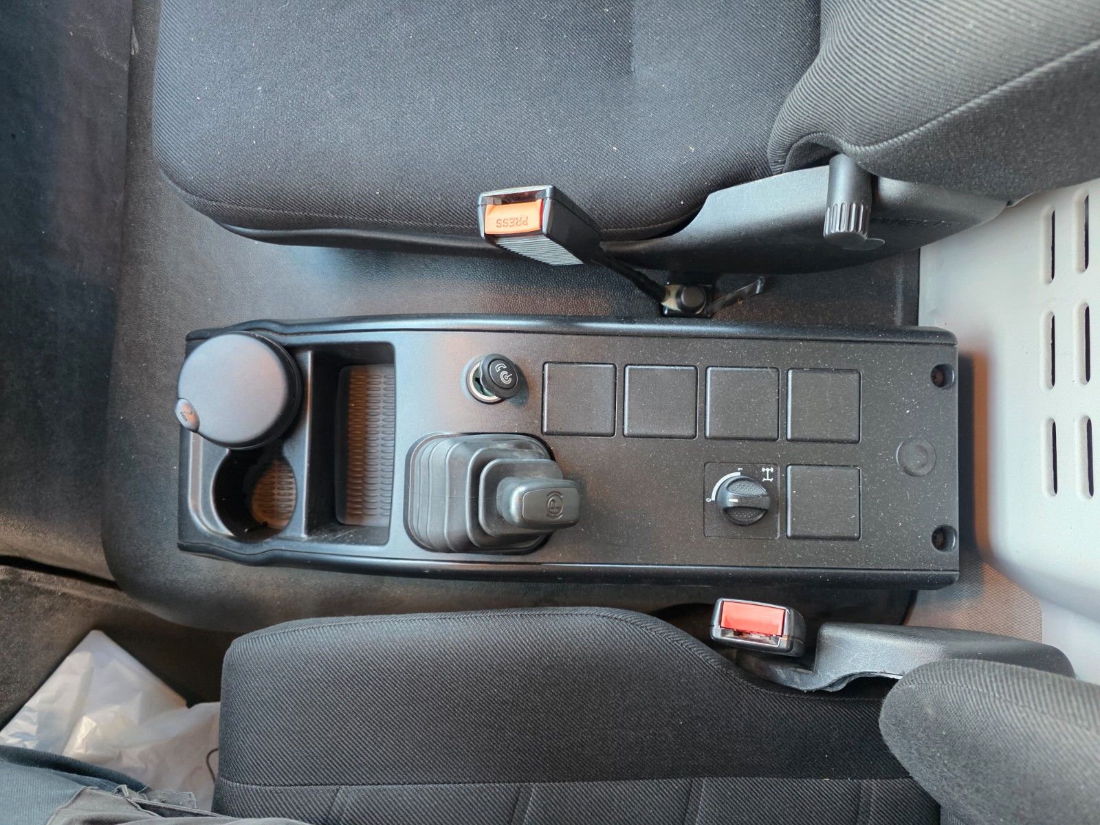 Fahrzeugabbildung Iveco Eurocargo ML120E25 LBW 1.500 3 Sitze Klima