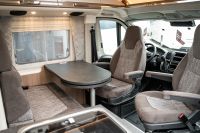 Malibu Van comfort coupé 640 LE -Lithium Bat.-Markise (12/29)