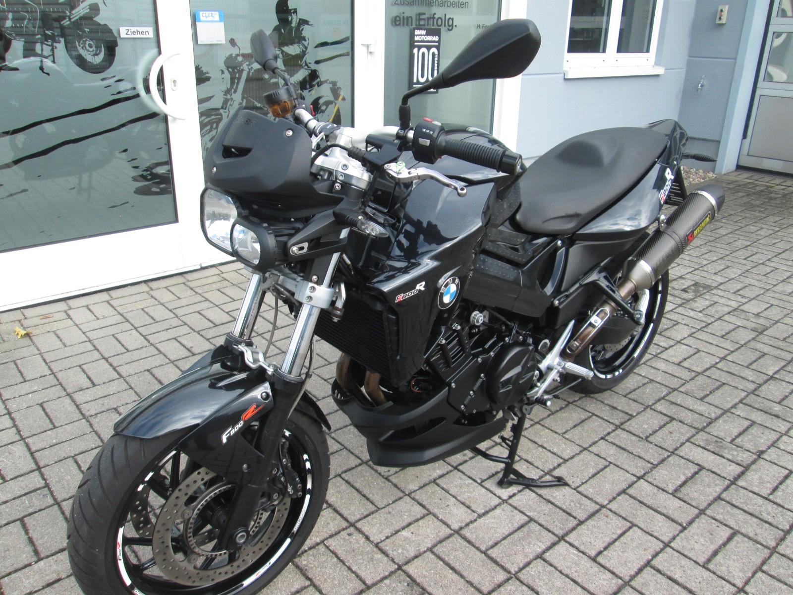BMW F 800 R / ABS / Akrapovic / kurzes Heck