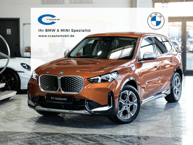 BMW iX1 xDrive30 xLine 360K AHK Head-Up