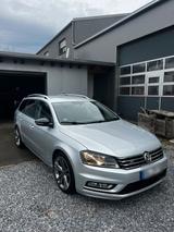 Volkswagen VW Passat 2.0 TDI R-Line DSG - VW Passat Gebrauchtwagen in Aachen