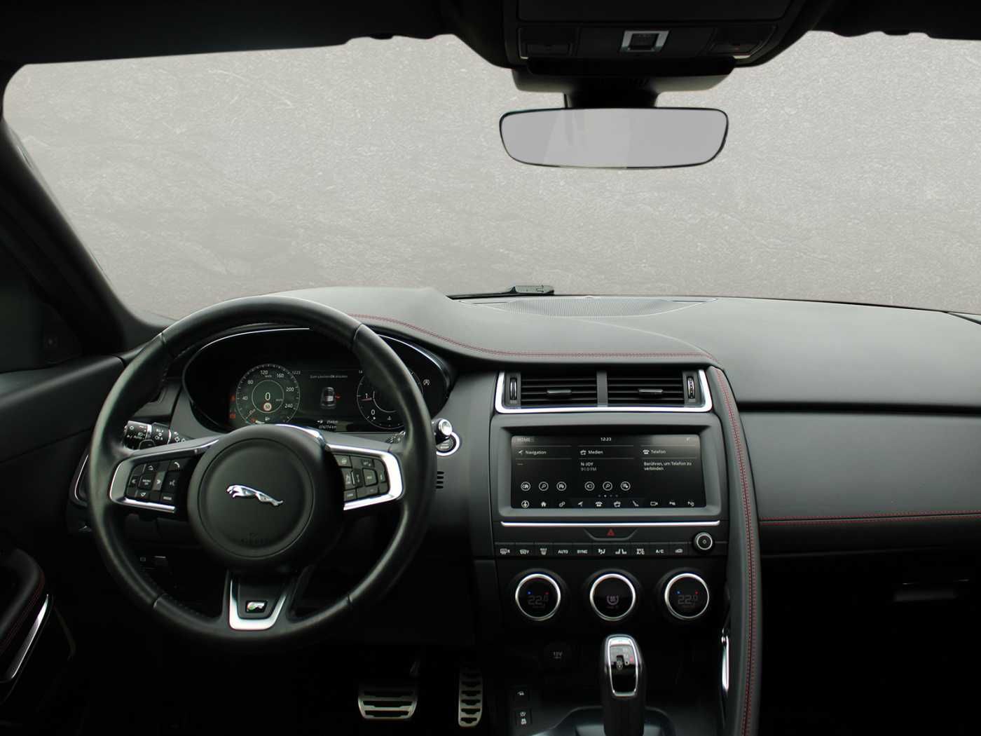 Fahrzeugabbildung Jaguar E-Pace Diesel D180 AWD Aut. Chequered Flag