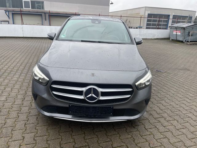 Mercedes-Benz B 200 d*Automatik*Navi*RFK*Digital*74 TKM!