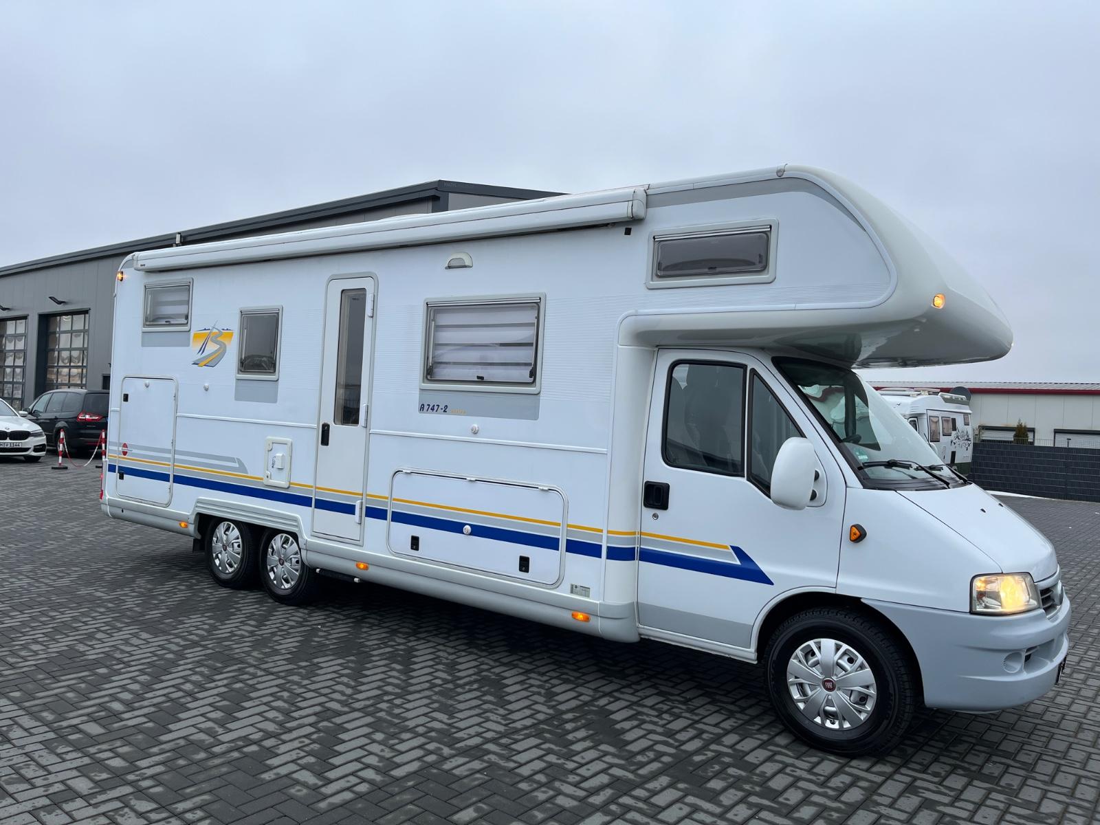 Bürstner 747-2*AHK*2xKlima*Aut.Sat+TV*6 Person*Doppelbodn