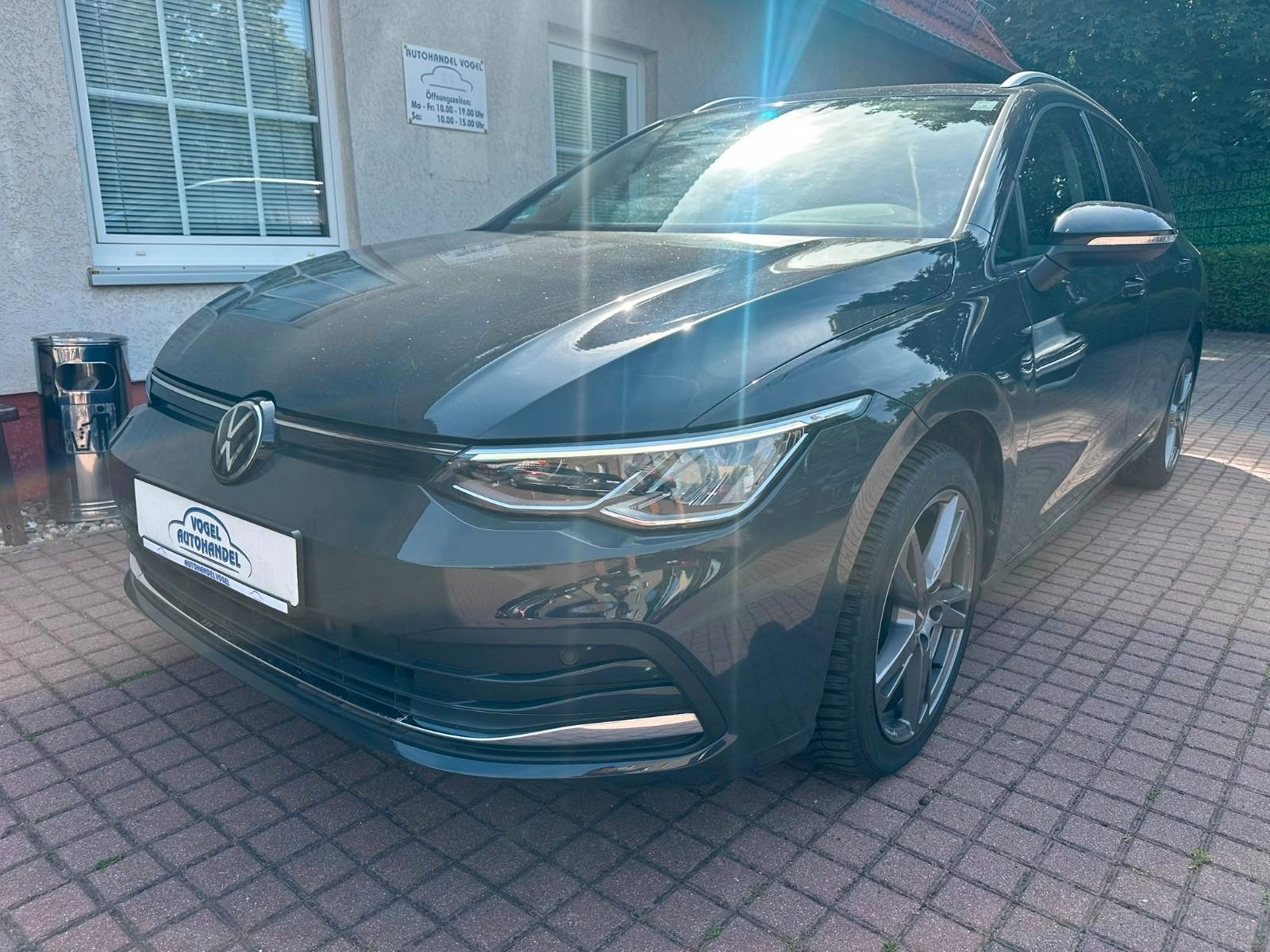 Volkswagen Golf VIII Variant Active*LED*DSG*SITHZG*
