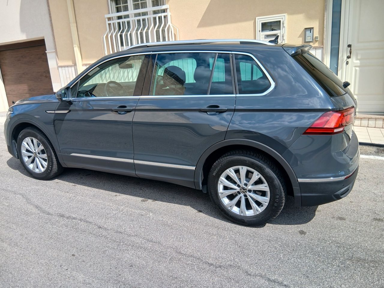 Volkswagen Tiguan 2.0 TDI 150 CV SCR DSG Life imagem 2