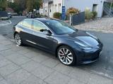 Tesla Model 3 Allradantrieb mit Dualmotor Performa... - Tesla Model 3 von privat