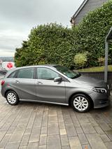 Mercedes-Benz B 220 d DCT -1Hand Gepflegt  - Mercedes-Benz B 220 von privat