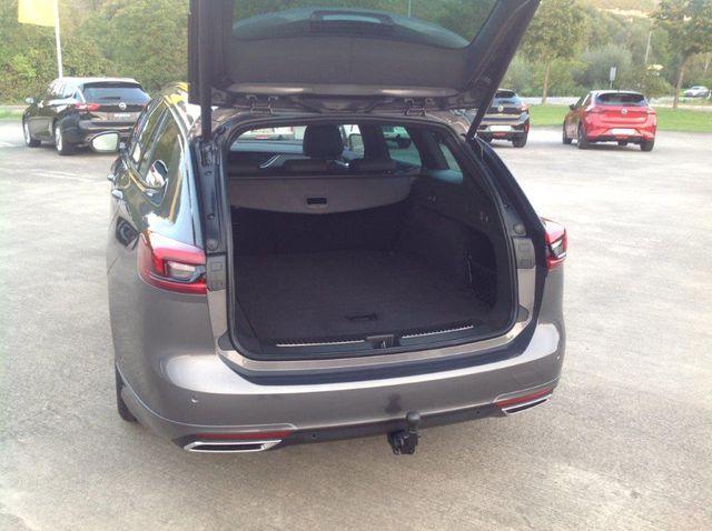 Opel INSIGNIA B Sports Tourer 2.0 CDTi AT Ultimate Na