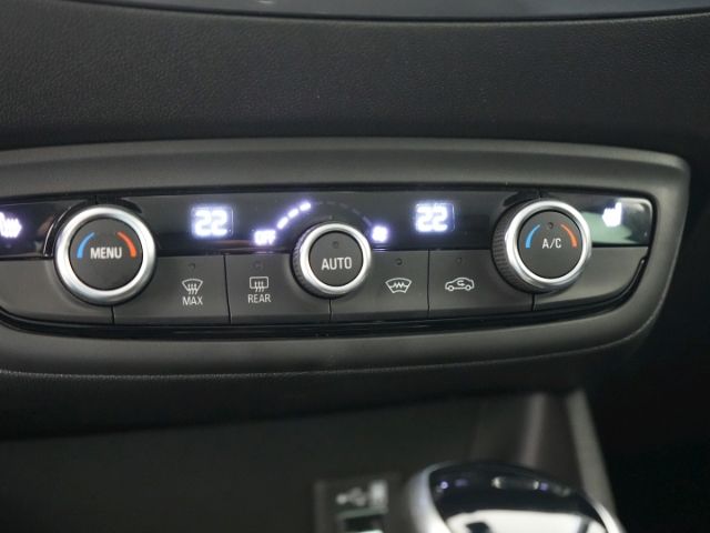Crossland ELEGANCE PAKET AT+LED+NAVI+RÜCKFAHRKAM