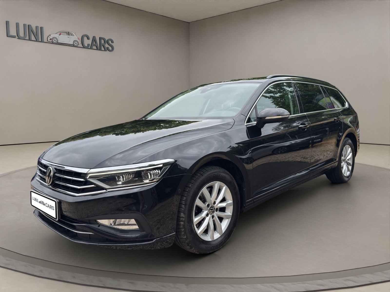 Volkswagen Passat Variant Business DSG / IQ-LED / Kamera