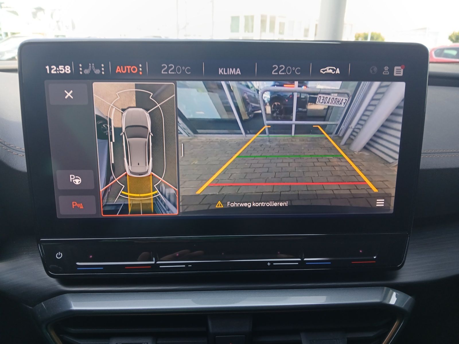 Fahrzeugabbildung CUPRA Formentor VZ5 Matrix GRAIL-Sportauspuff AID ACC
