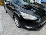 Ford C-Max 1,5 EcoBoost 110kW Titanium - Ford C-Max mit Schiebetür