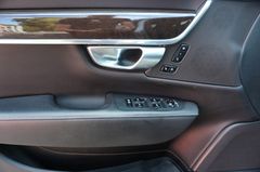 Fahrzeugabbildung Volvo S90 T8 Inscription Plug-In Hybrid AWD Carplay VC