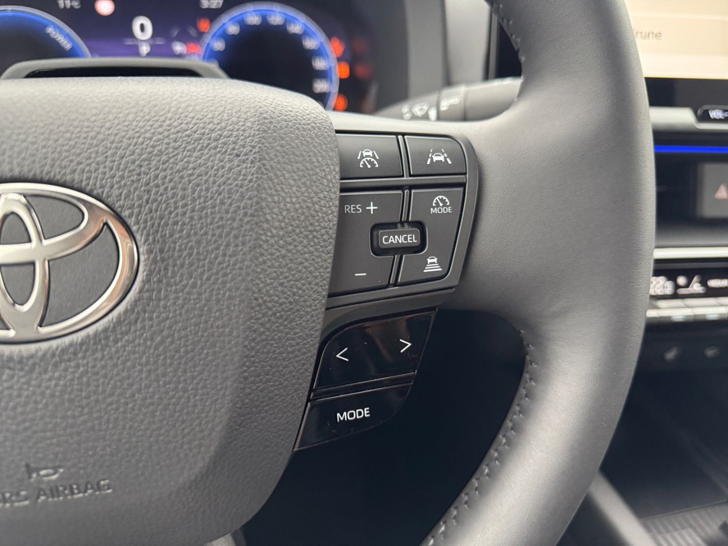 Toyota C-HR - Bild 25