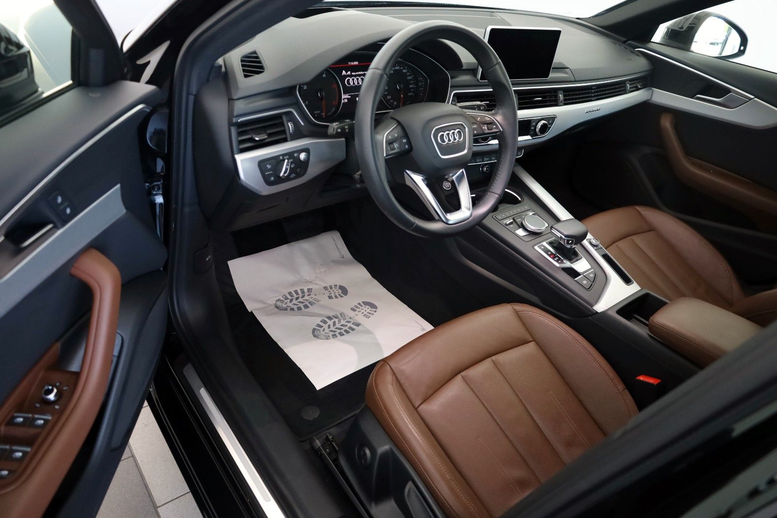 Fahrzeugabbildung Audi A4 Avant 40TDI quattro design Leder,Navi,HUD,ACC