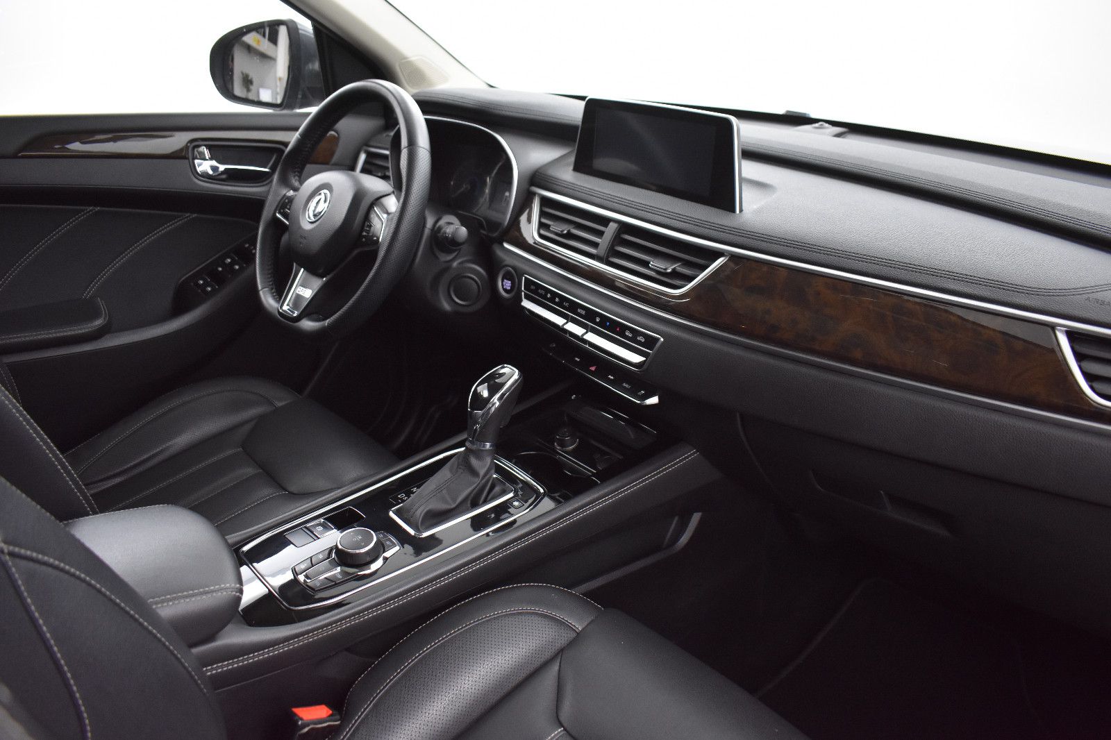 DFSK Fengon 580 1.5T CVT >7SI+PANO+360+NAVI+LEDER+LED - Image 15