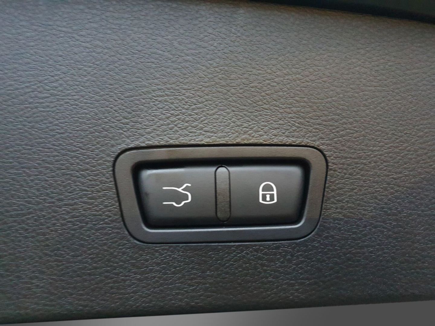 Fahrzeugabbildung Alfa Romeo Tonale Ibrida-VELOCE Ibrida 175 - 1.5 VGT Hybrid